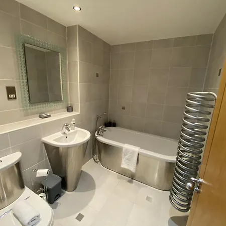 *Modern 2 Bed Apartment In The Heart Of Cardiff* Exterior photo